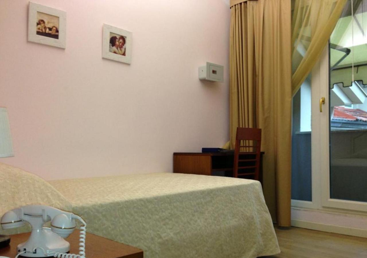 Grand Hotel Regina Salsomaggiore Salsomaggiore Terme Habitación foto